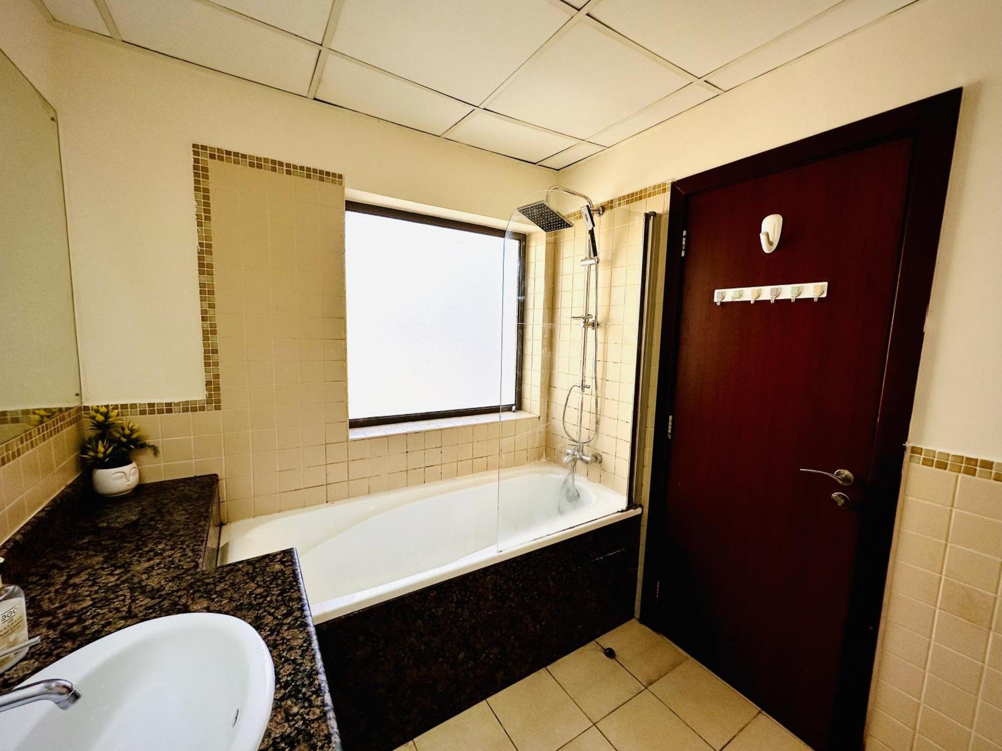 The Aero Hostel Dubai Exterior photo
