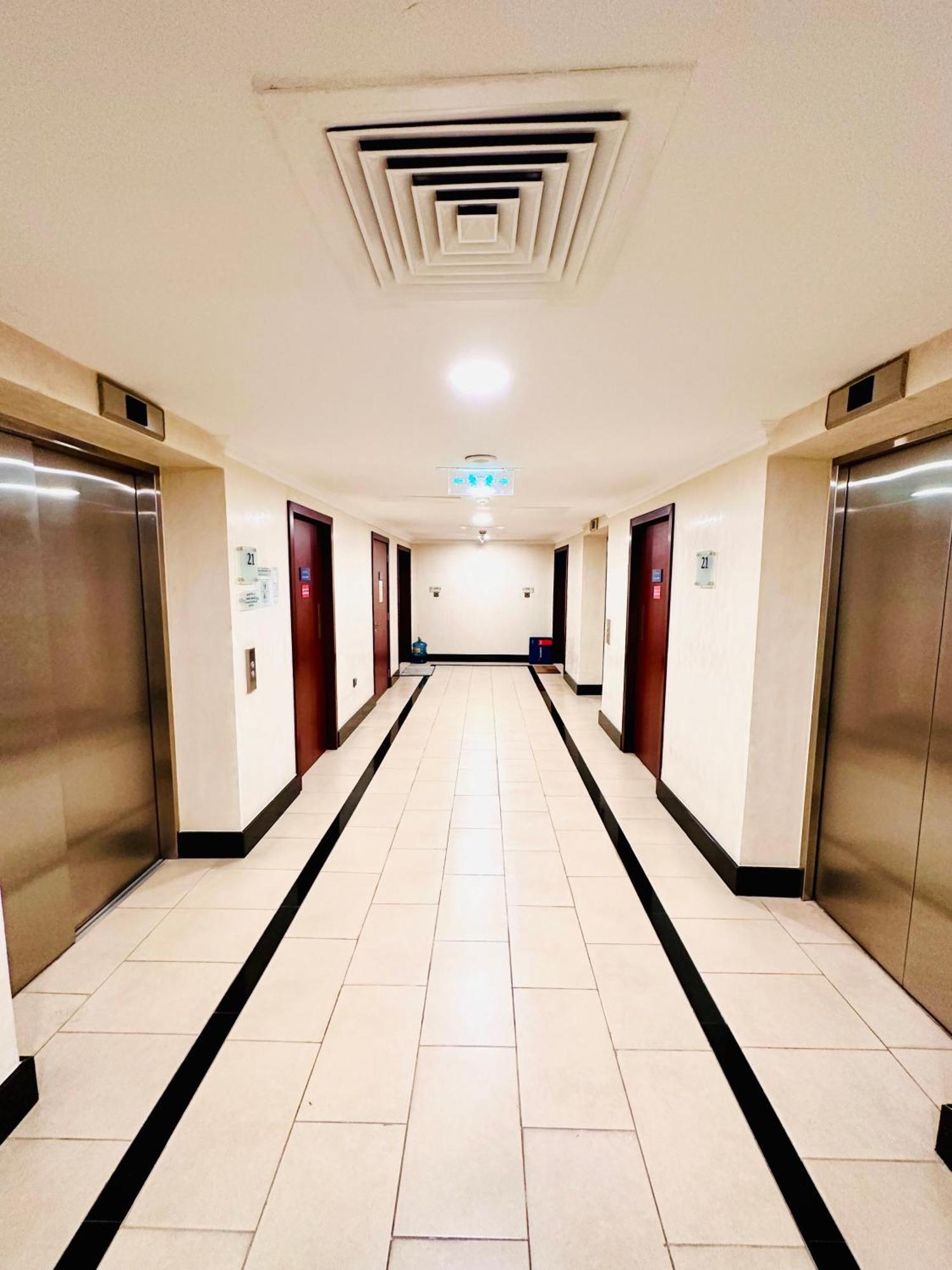 The Aero Hostel Dubai Exterior photo