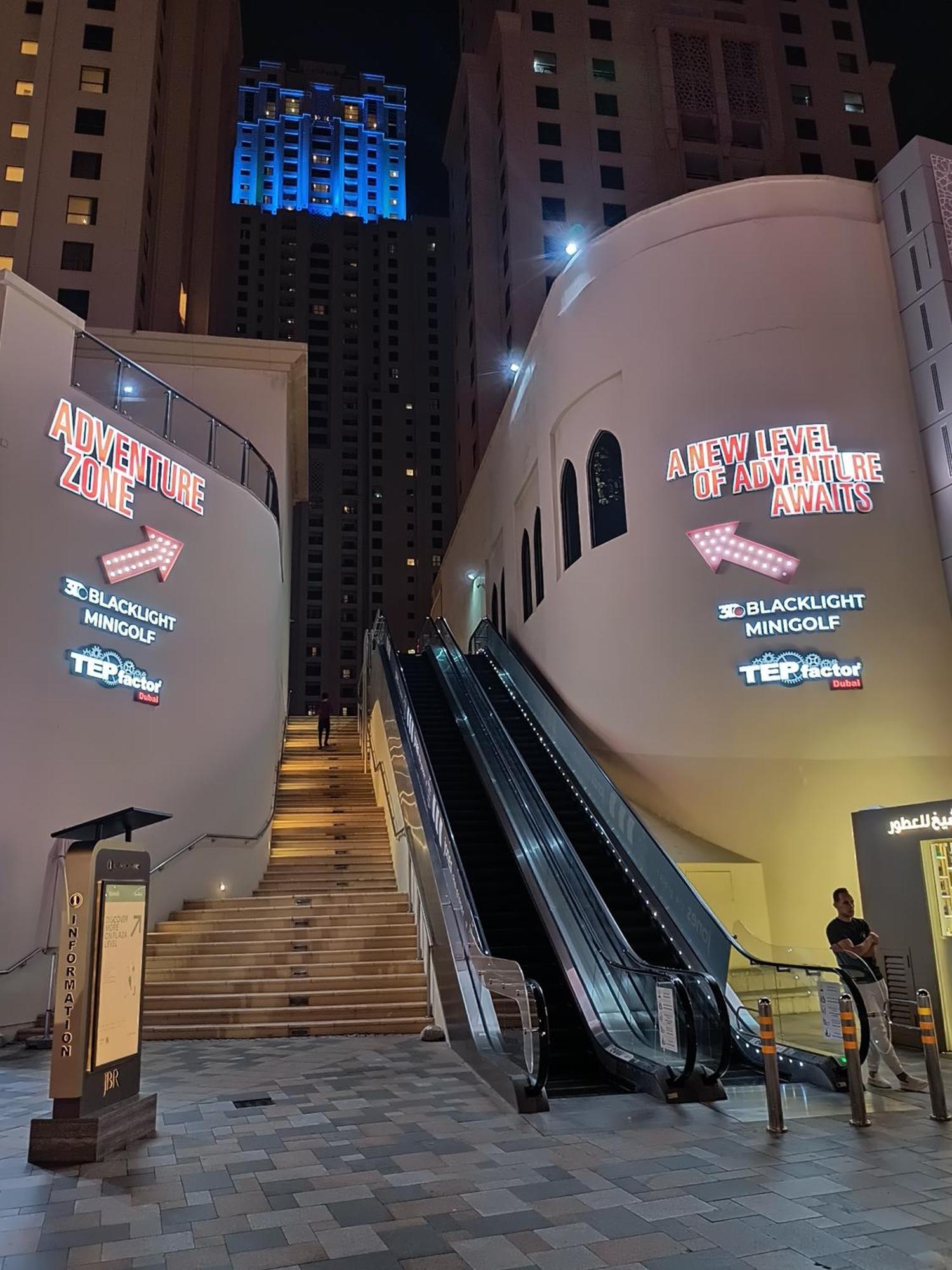 The Aero Hostel Dubai Exterior photo